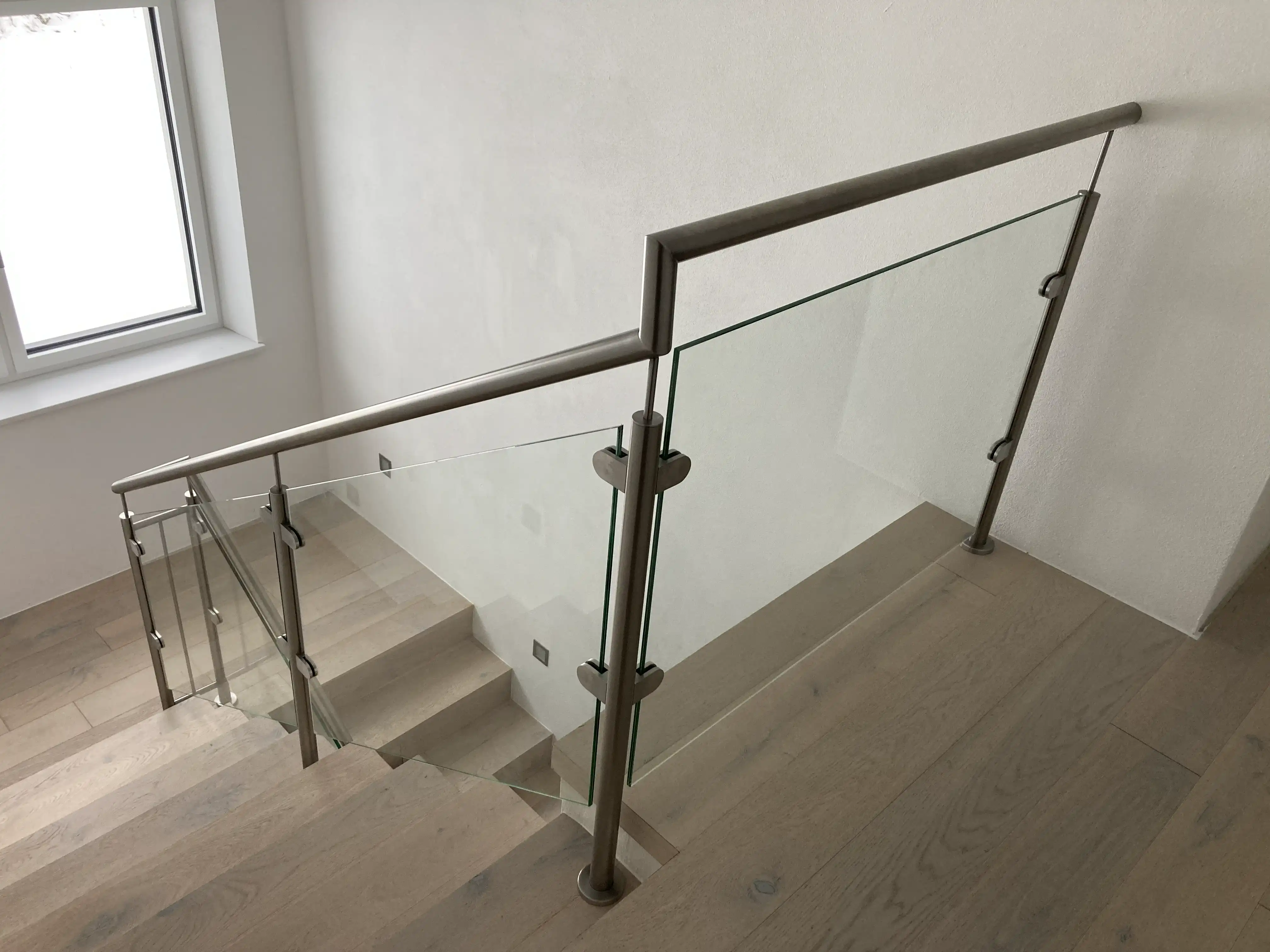 Geländer Stiegenhaus mit Glas