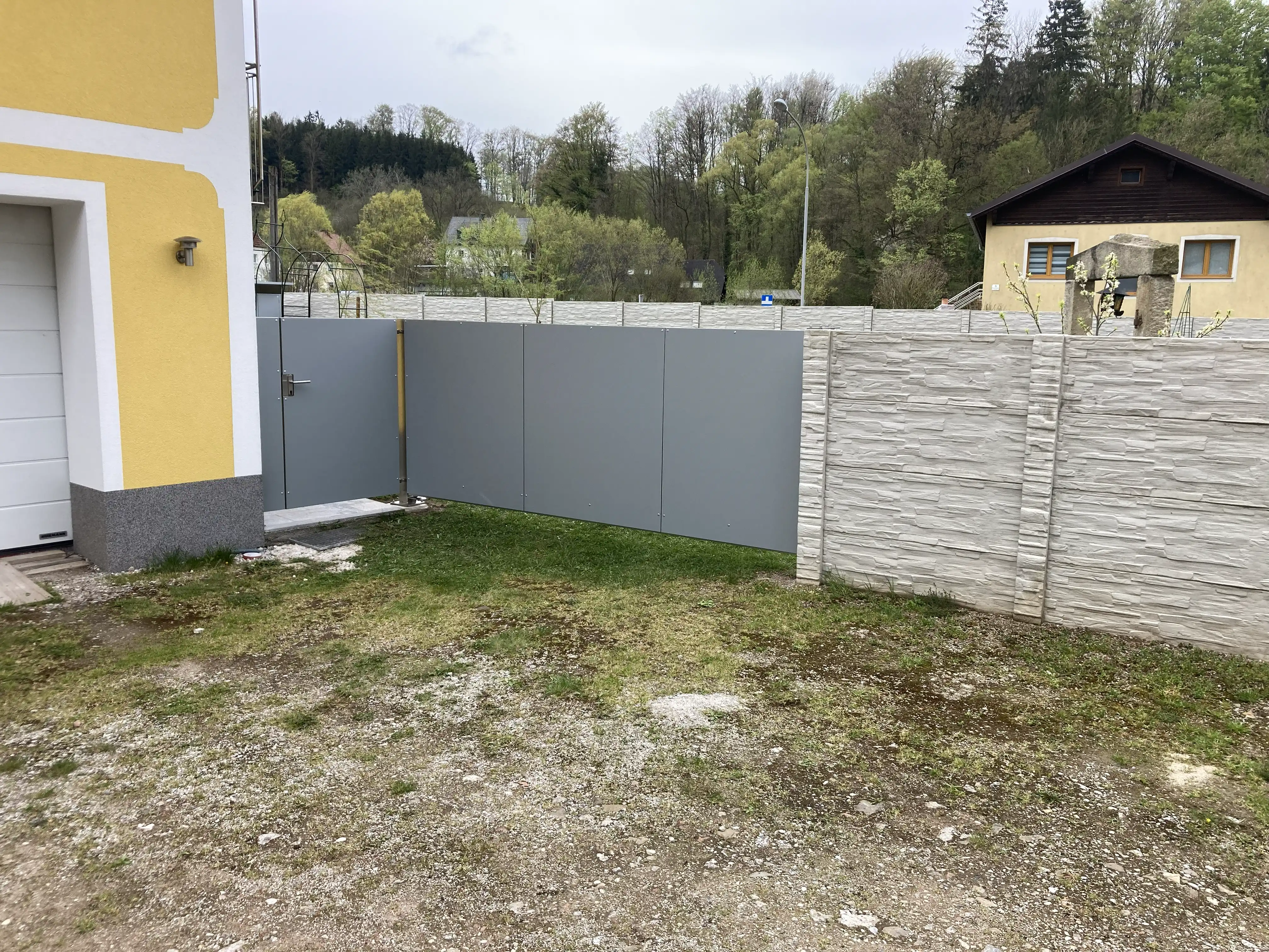 Gartentor aus Metall