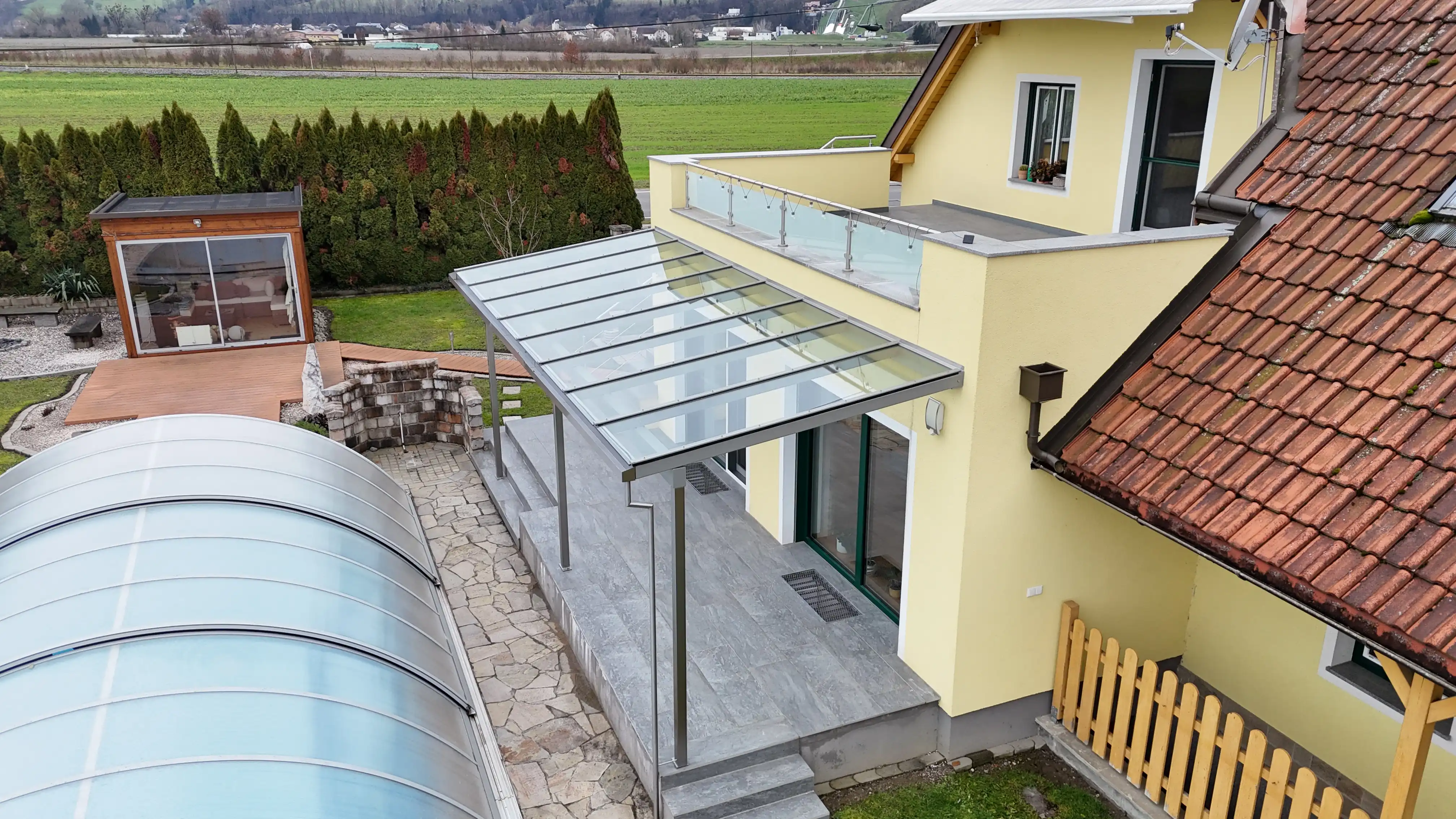 Terrassenüberdachung als Wetterschutz